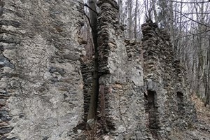 sentieri hiking e trekking a Mandello, lago di Como