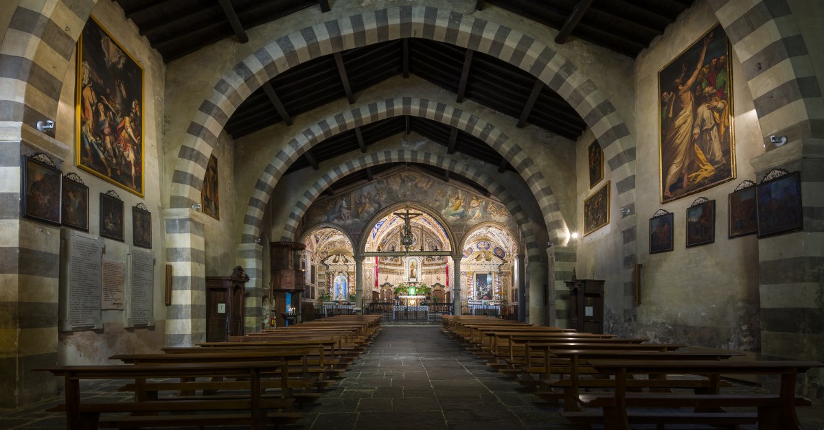 la chiesa di san giovanni torno, lago di como